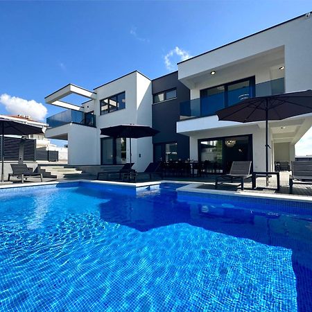 הוילה נובליה Fantasy Daydream Mansion מראה חיצוני תמונה